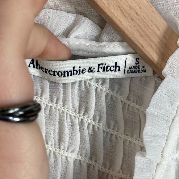 Abercrombie & Fitch Womens Top S Flutter Sleeve Cottagecore Angelcore Clean Girl - Picture 4 of 10